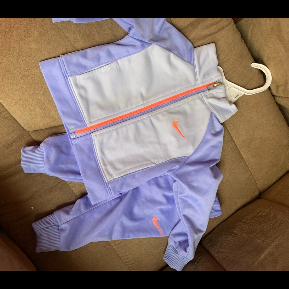 Nike sweatsuit